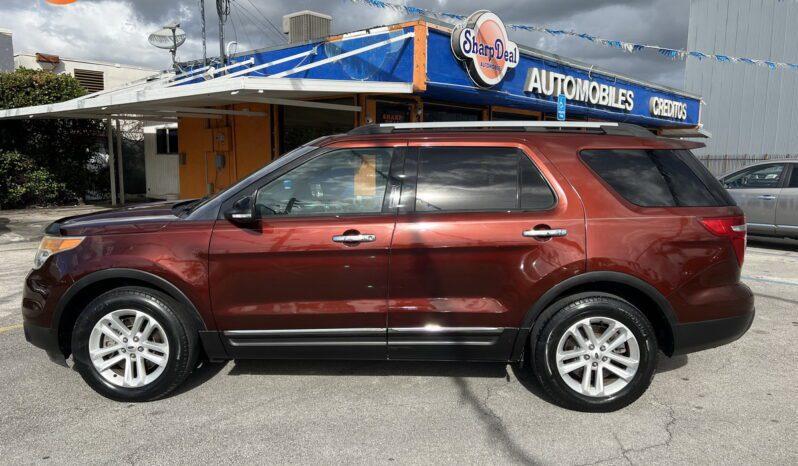 Ford Explorer - Thumbnail 10