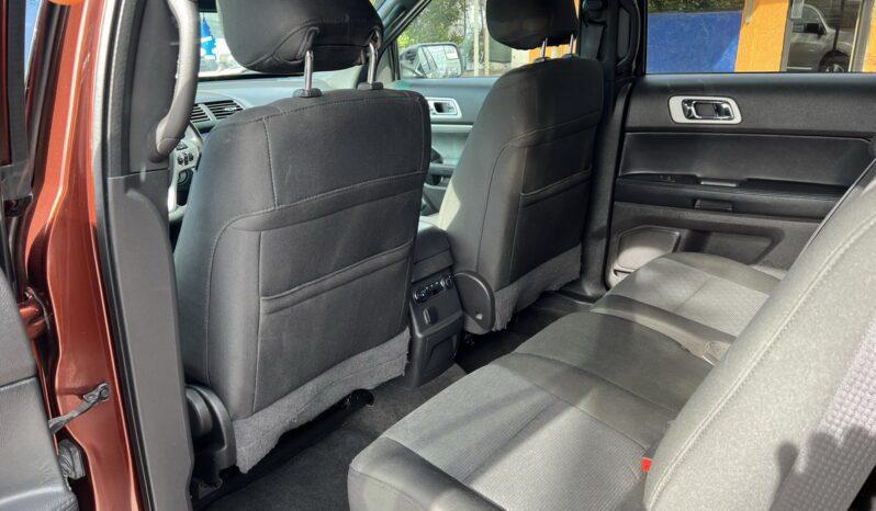 Ford Explorer - Thumbnail 14