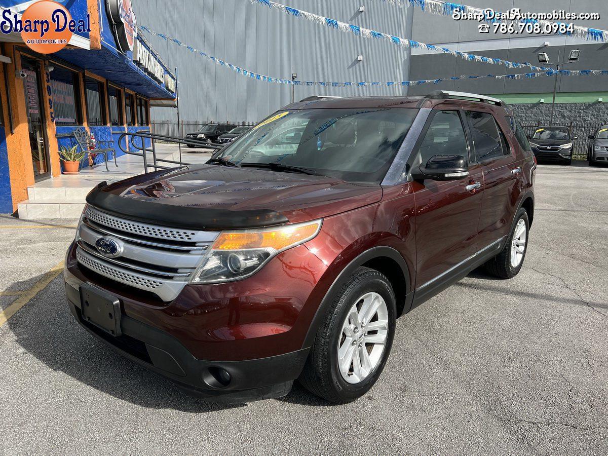 Ford Explorer - View 1