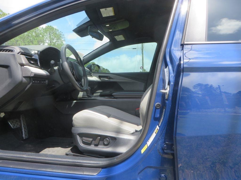 Toyota Camryxse - Thumbnail 10