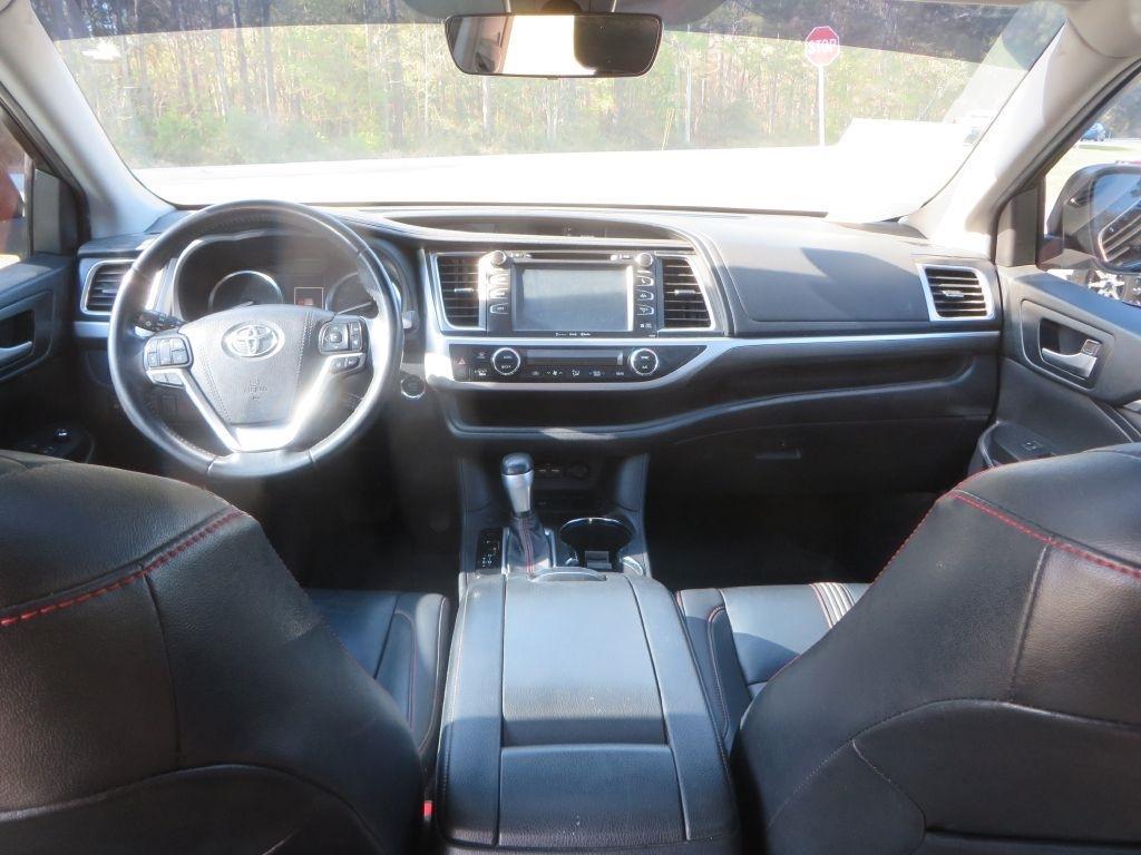Toyota Highlanderse - Thumbnail 12