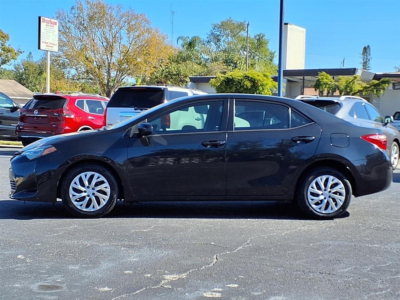 Toyota Corolla - Thumbnail 18