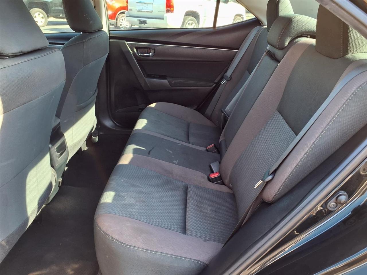 Toyota Corolla - Thumbnail 12