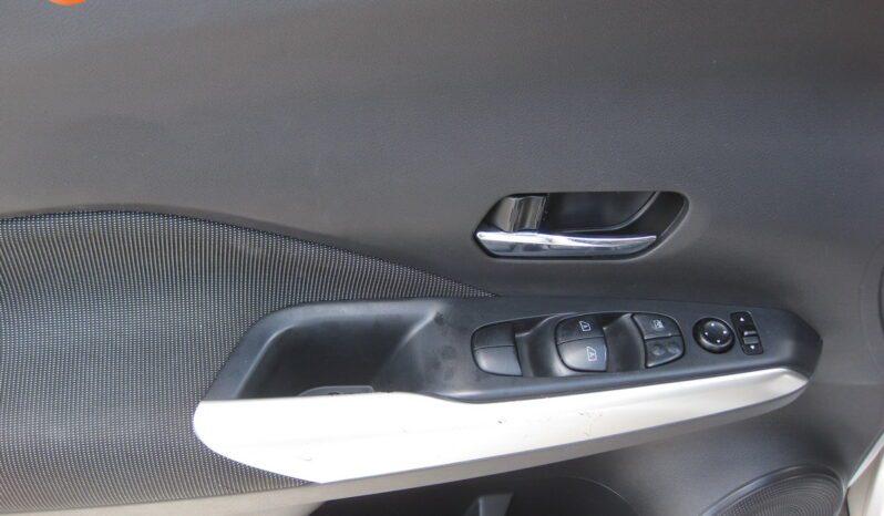 Nissan Kicks - Thumbnail 11