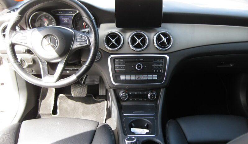 Mercedes-Benz Gla-Class - Thumbnail 14