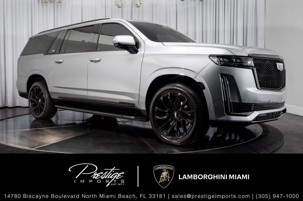 Cadillac Escalade ESV - View 1