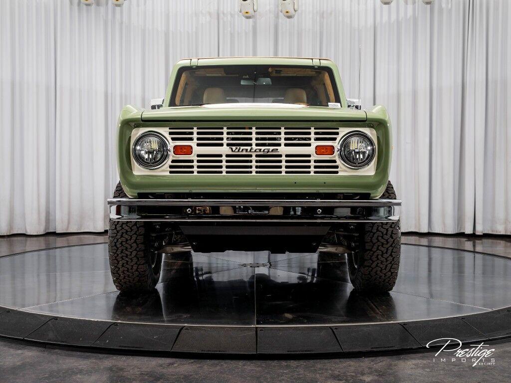 Ford Bronco - Thumbnail 6