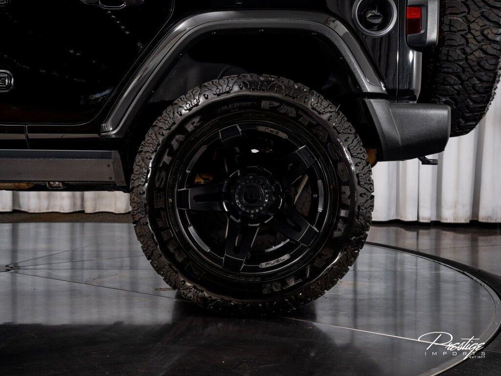 Jeep Wrangler - Thumbnail 9