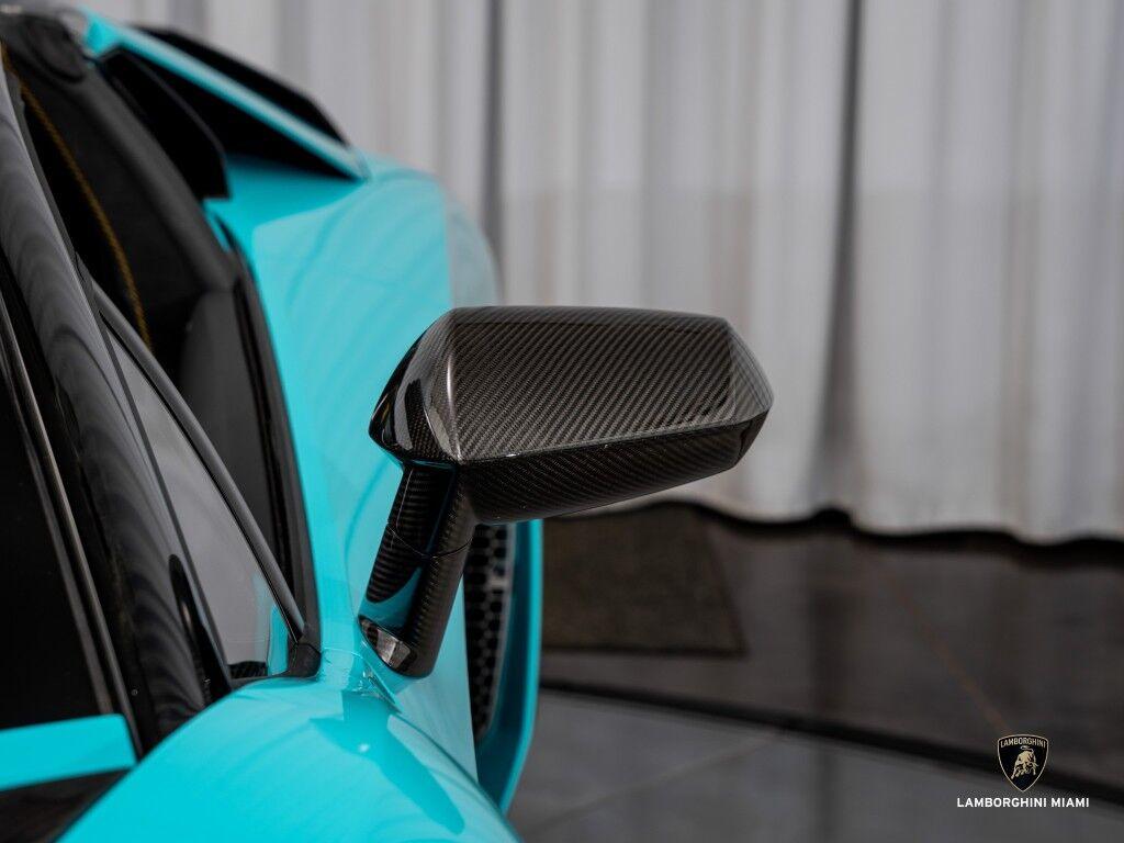 Lamborghini Aventador - Thumbnail 12