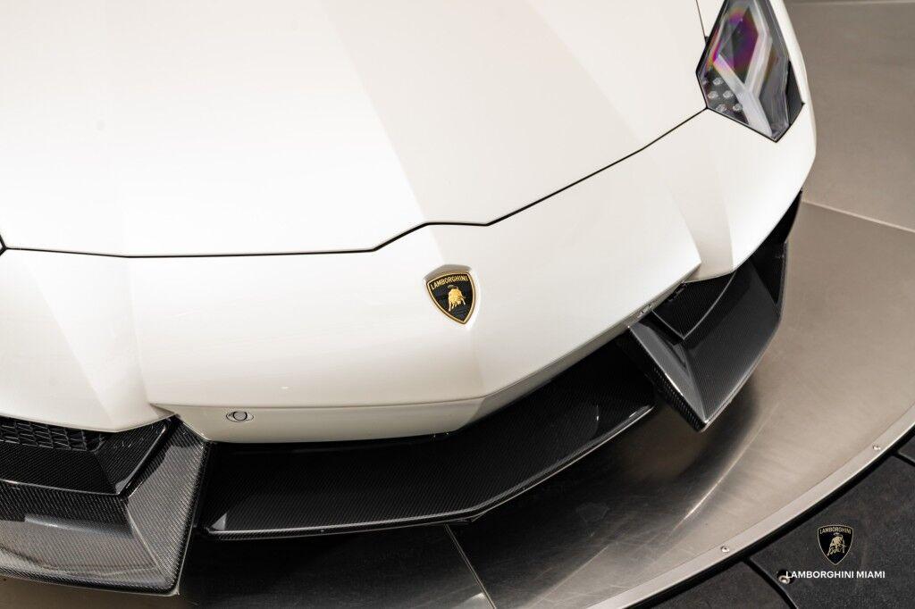 Lamborghini Aventador - Thumbnail 7