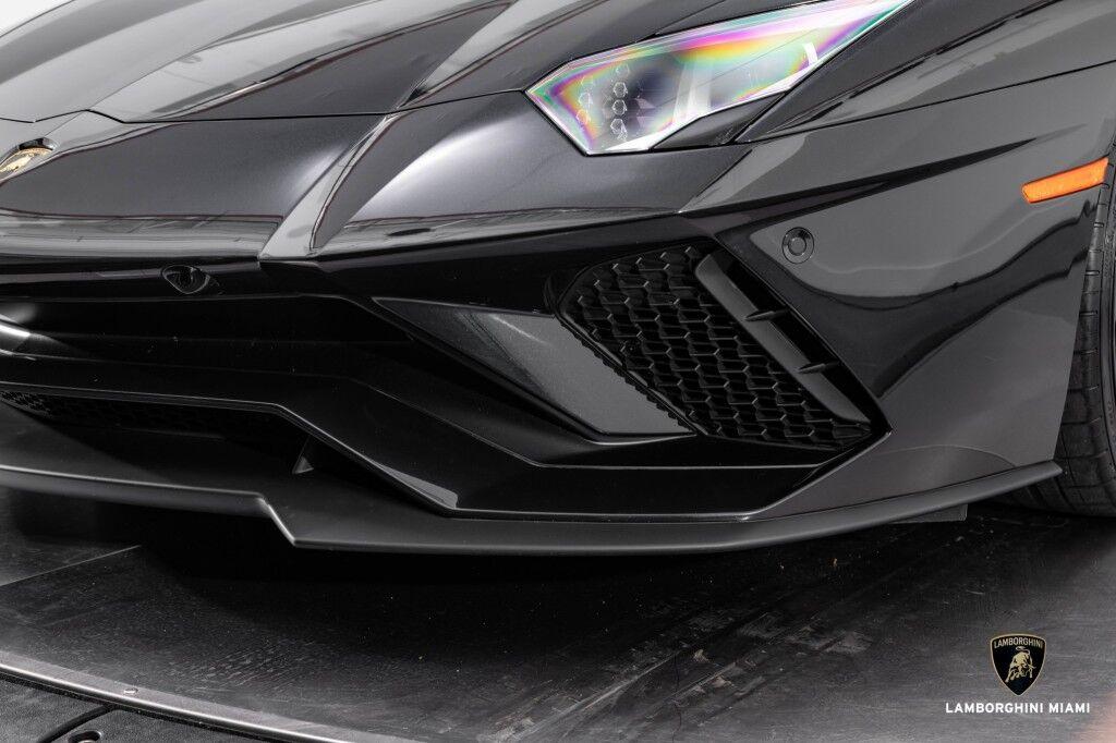 Lamborghini Aventador - Thumbnail 18