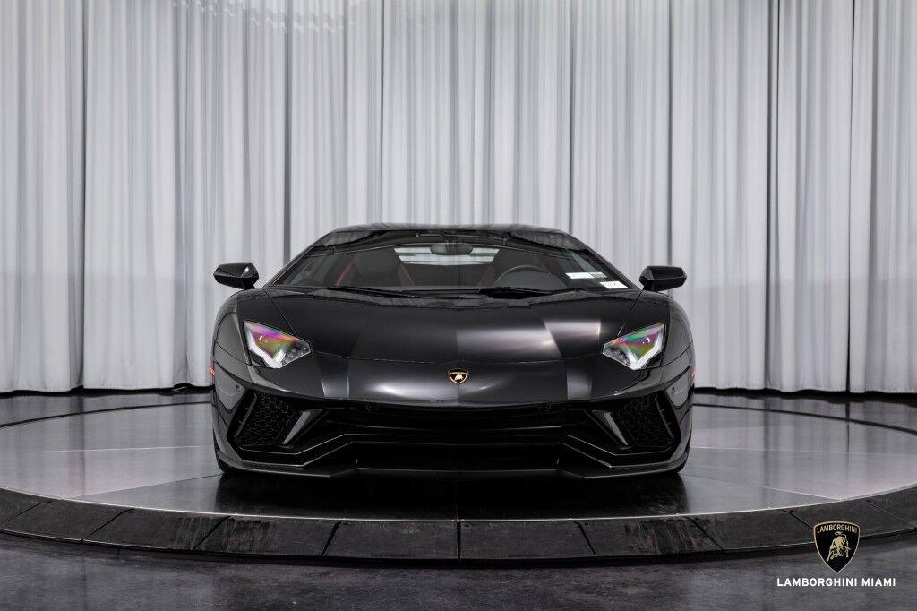 Lamborghini Aventador - Thumbnail 10