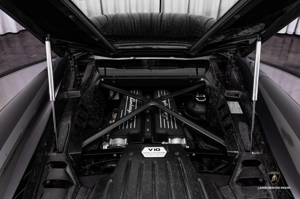 Lamborghini Huracan - Thumbnail 16