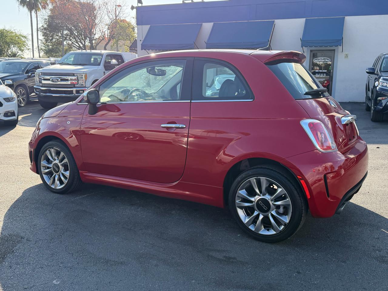 Fiat 500 Lounge Hatchback - Thumbnail 8