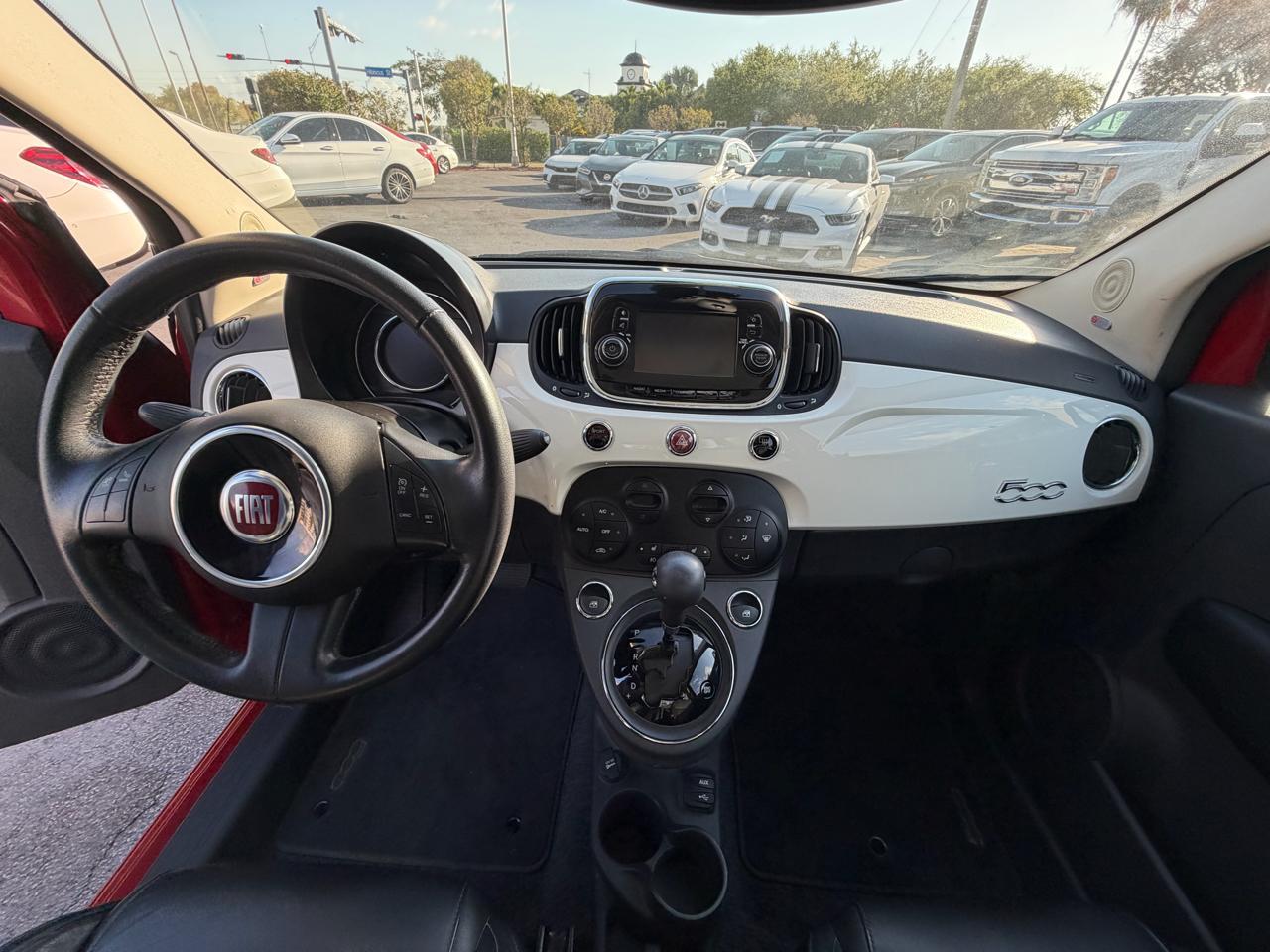 Fiat 500 Lounge Hatchback - Thumbnail 18