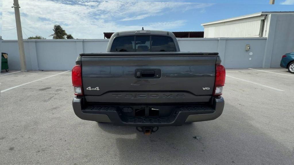 Toyota Tacoma Sr 4Wd Double Cab - Thumbnail 8