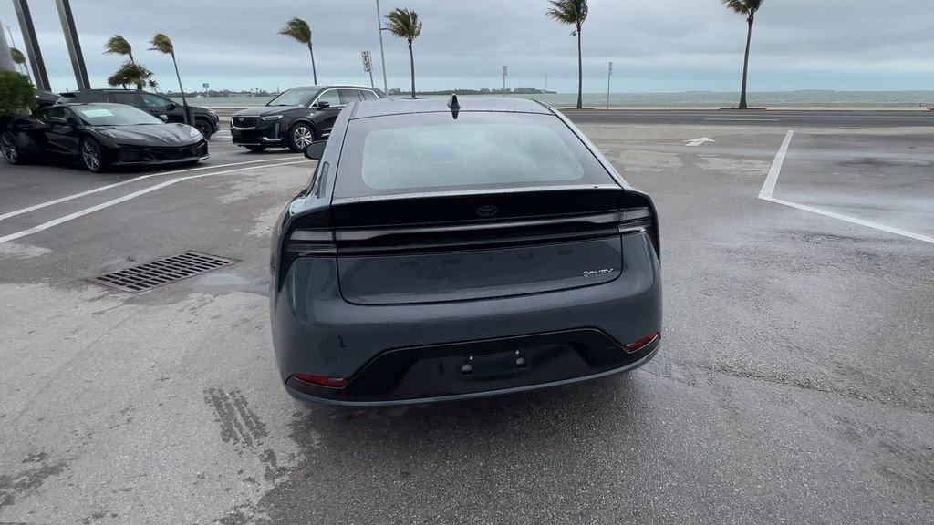 Toyota Prius Plug-In Hybrid Xse Fwd - Thumbnail 8