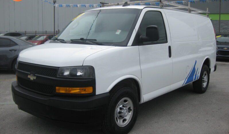 Chevrolet Express 2500 - Thumbnail 2