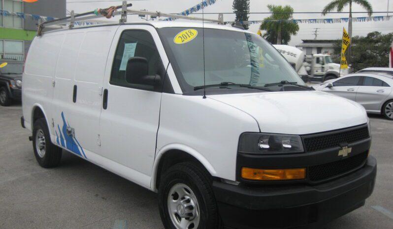 Chevrolet Express 2500 - Thumbnail 4