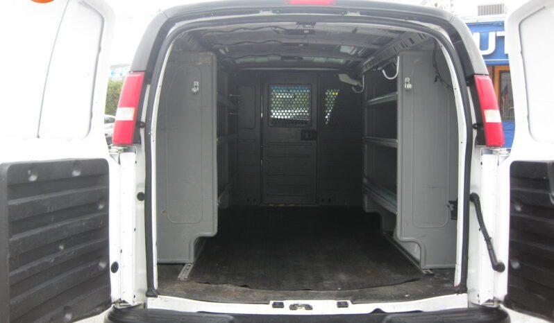 Chevrolet Express 2500 - Thumbnail 10