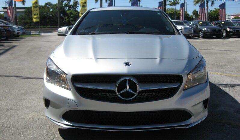 Mercedes-Benz Cla-Class - Thumbnail 3