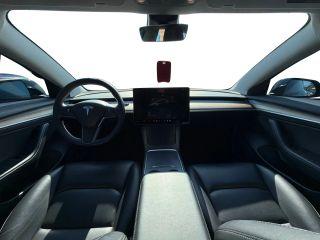 Tesla Model 3 - Thumbnail 15