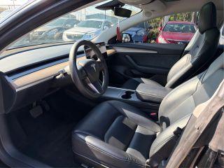 Tesla Model 3 - Thumbnail 16