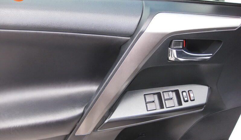 Toyota Rav4 - Thumbnail 11
