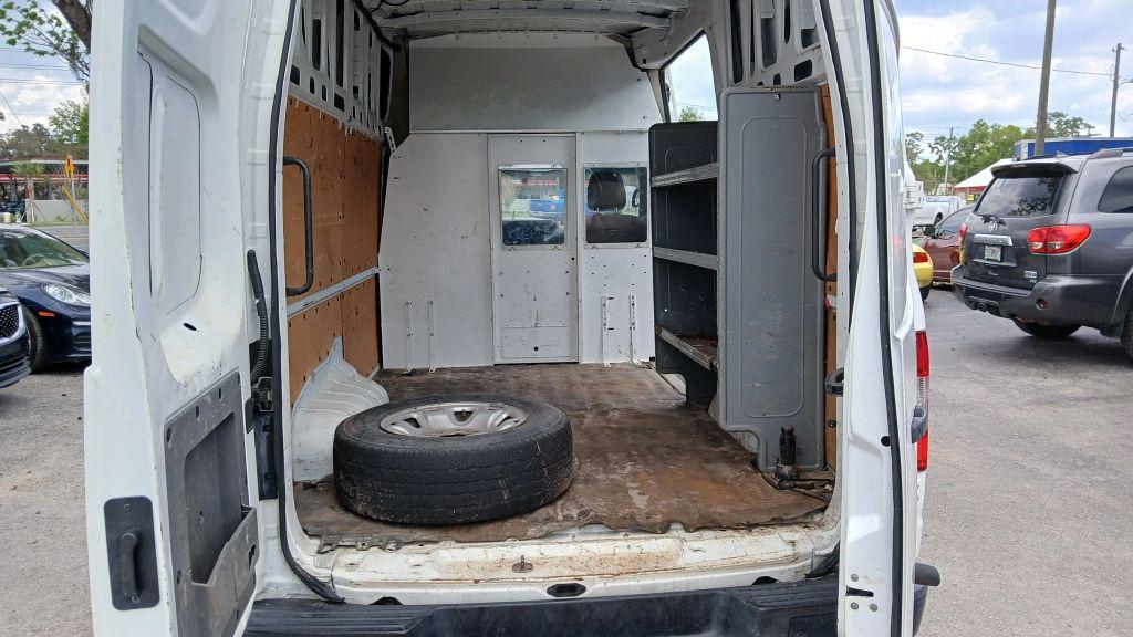 Nissan Nv2500 Hd Cargo - Thumbnail 17