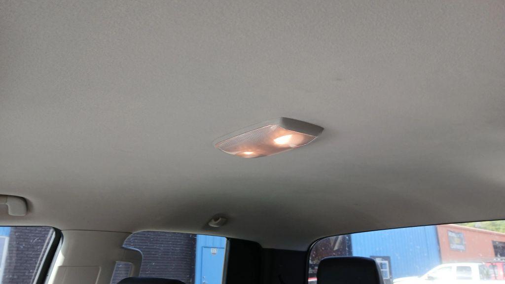 Toyota Tundra Double Cab - Thumbnail 3