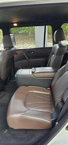 Infiniti Qx80 - Thumbnail 14