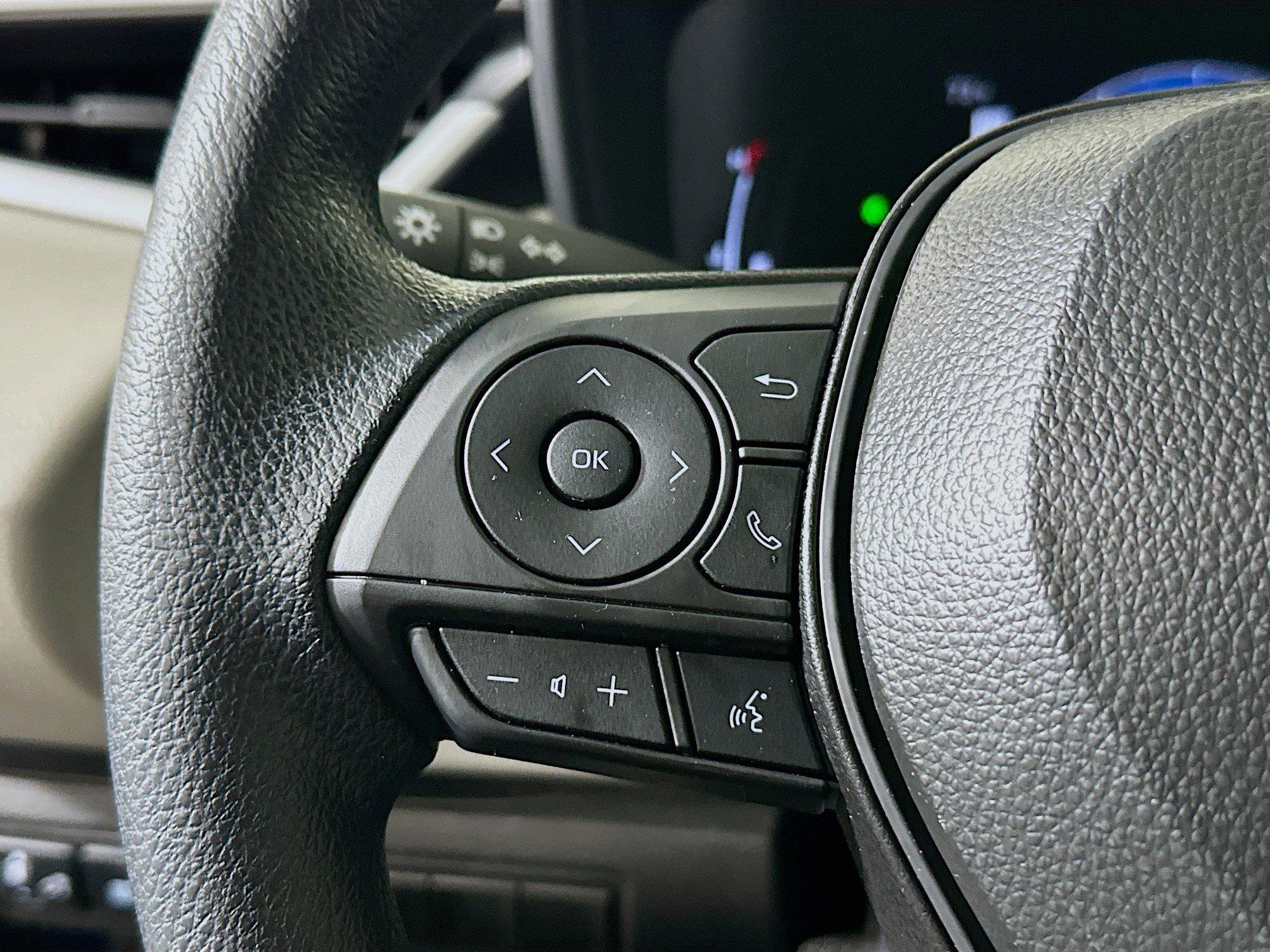 Toyota Corolla Le Fwd 4Dr Car - Thumbnail 17