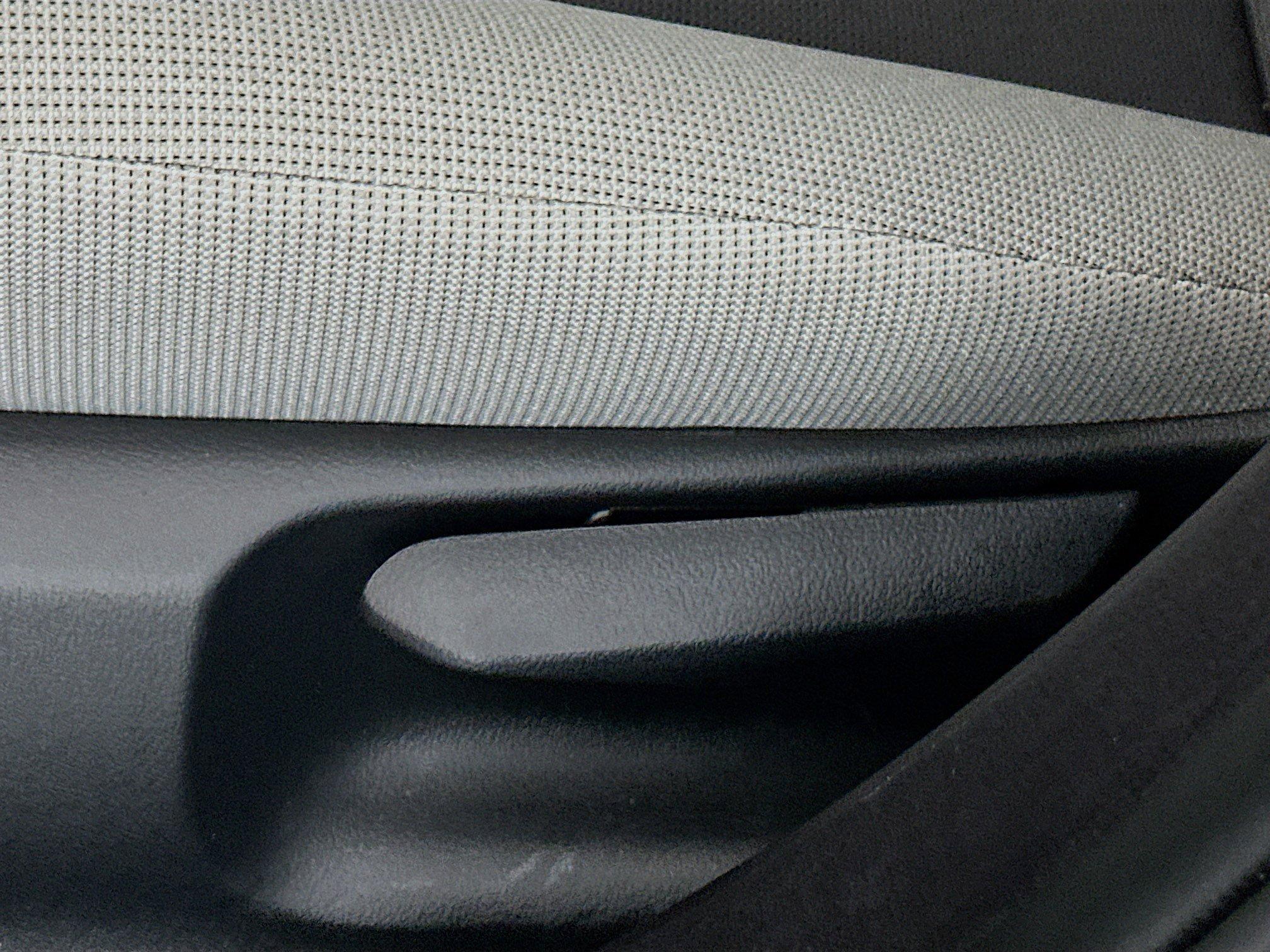 Toyota Corolla Le Fwd 4Dr Car - Thumbnail 14