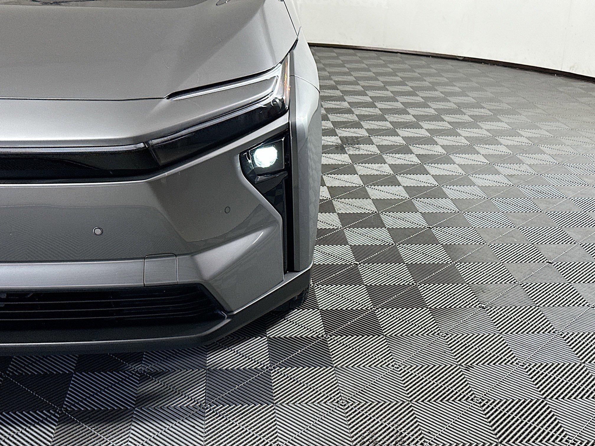 Toyota Bz Xle Fwd Sport Utility - Thumbnail 10