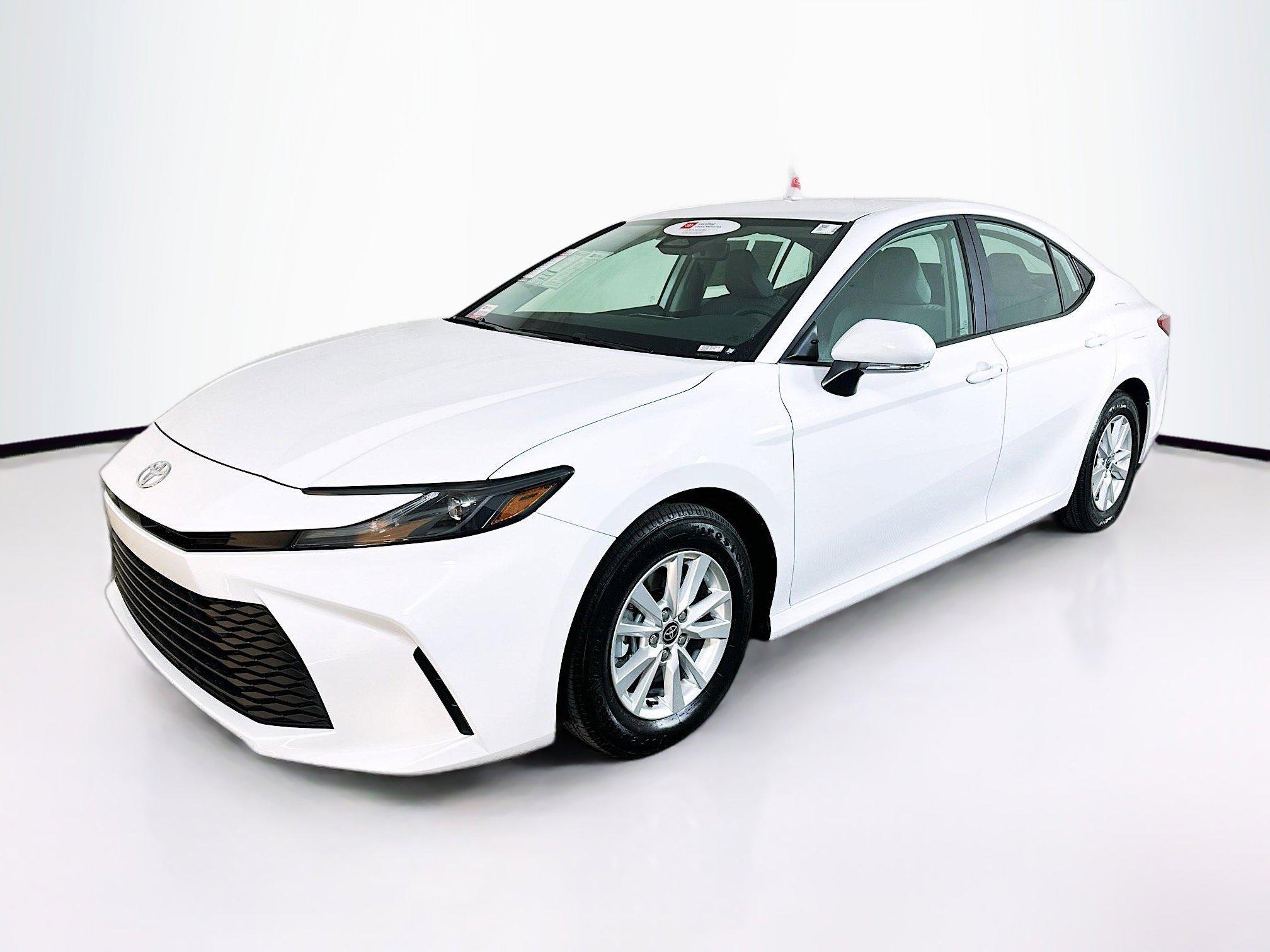 Toyota Camry Le Fwd 4Dr Car - Thumbnail 8