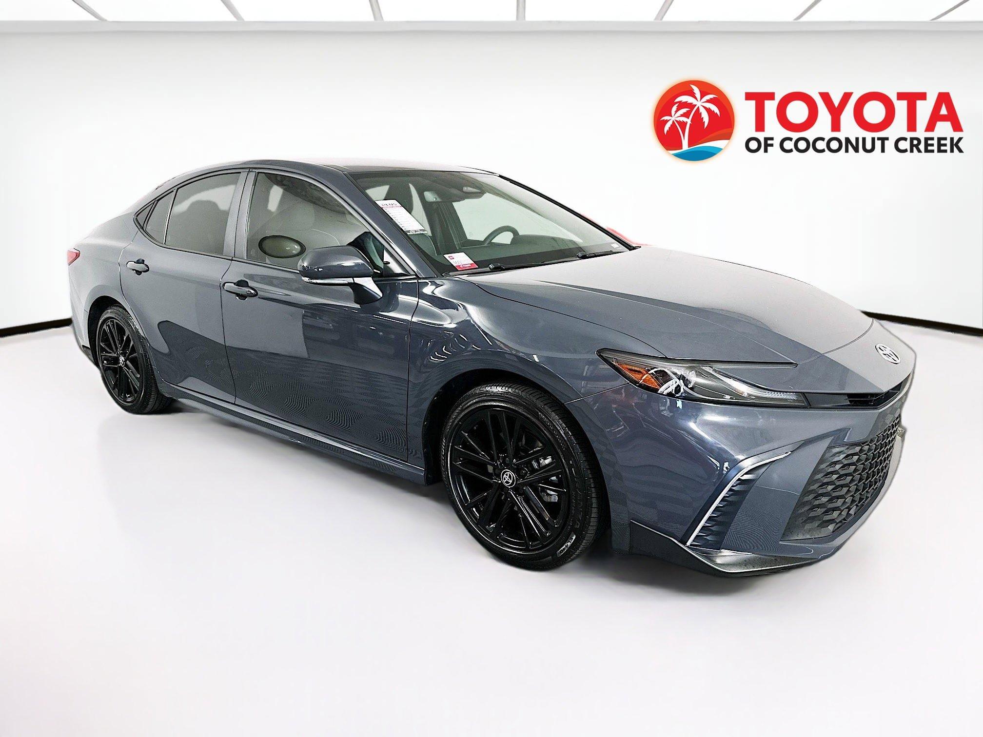 Toyota Camry Se Fwd 4Dr Car - Thumbnail 2