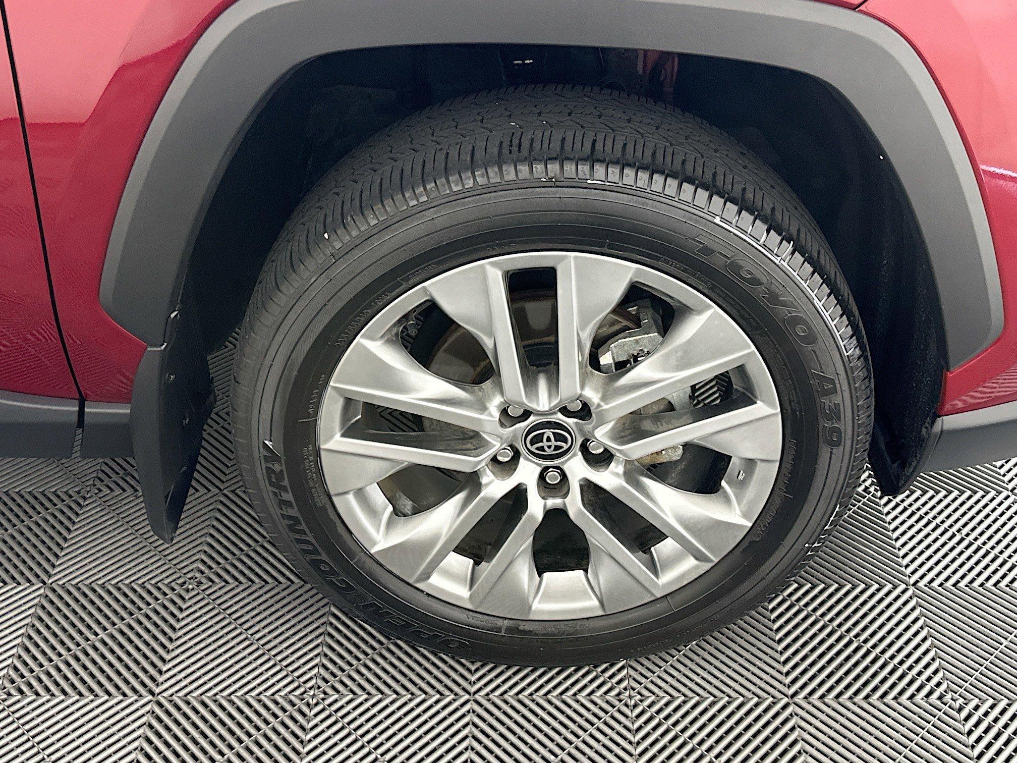 Toyota Rav4 Xle Premium Fwd Sport Utility - Thumbnail 12