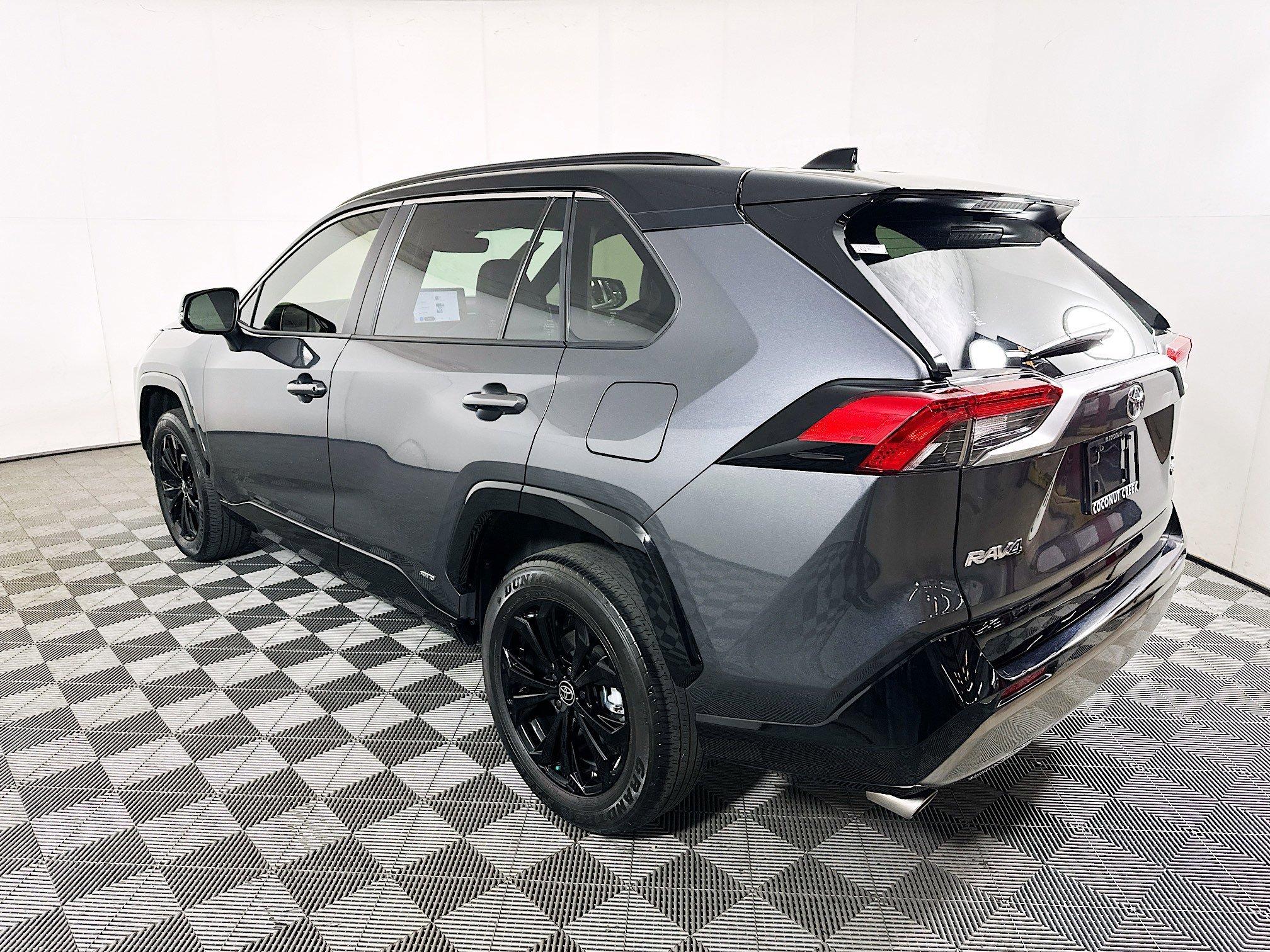 Toyota Rav4 Hybrid Xse Awd Sport Utility - Thumbnail 6