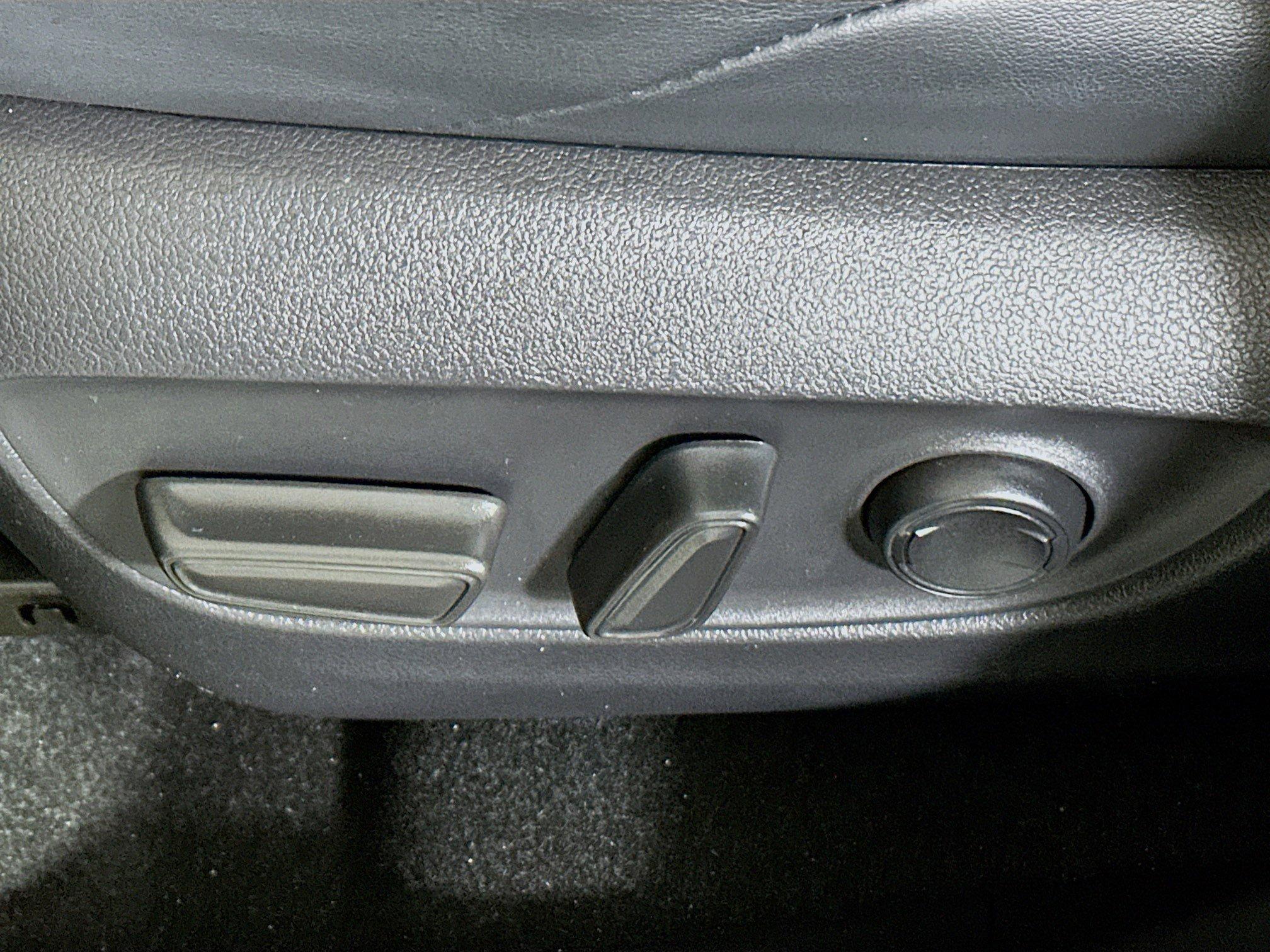 Toyota Rav4 Hybrid Xse Awd Sport Utility - Thumbnail 14