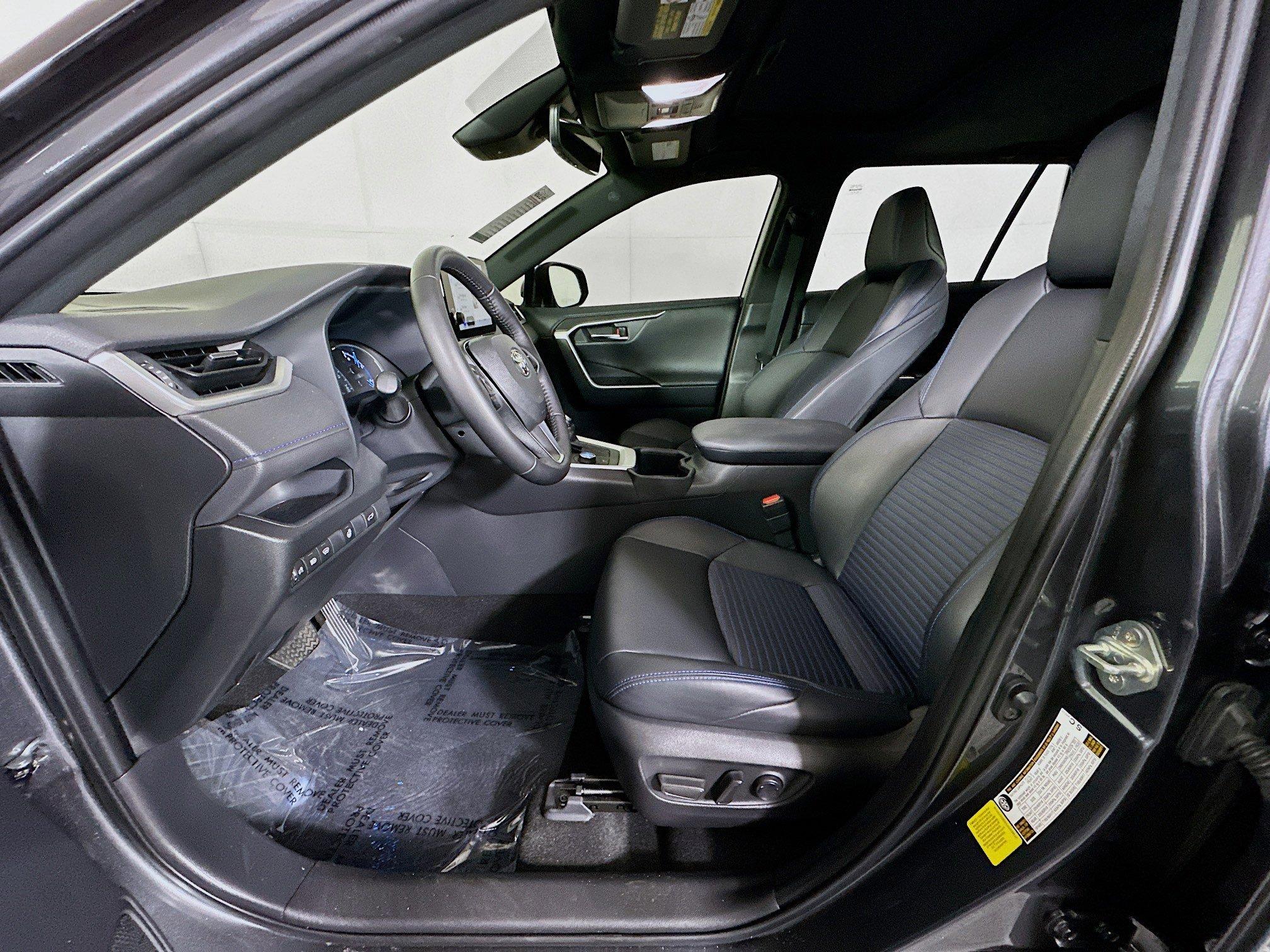 Toyota Rav4 Hybrid Xse Awd Sport Utility - Thumbnail 13