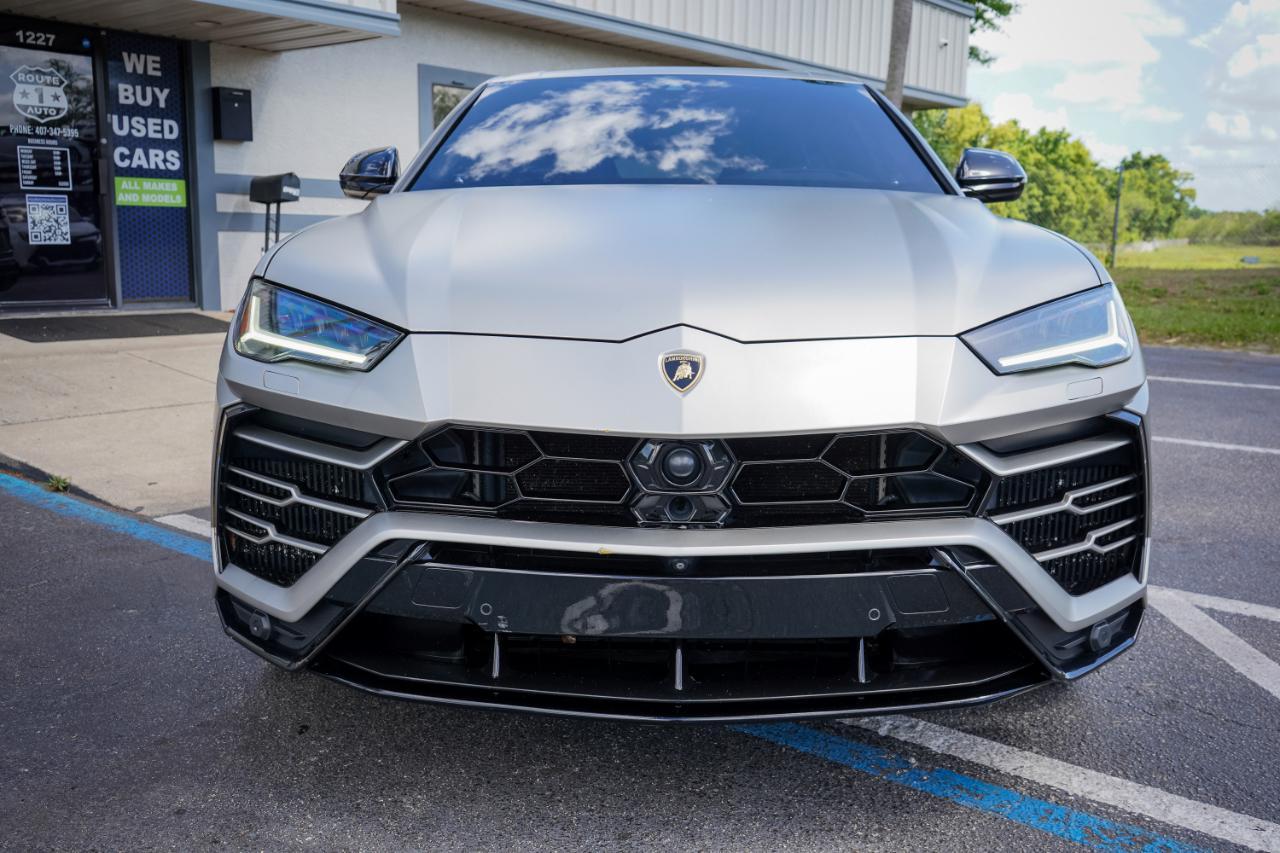 Lamborghini Urus - Thumbnail 3