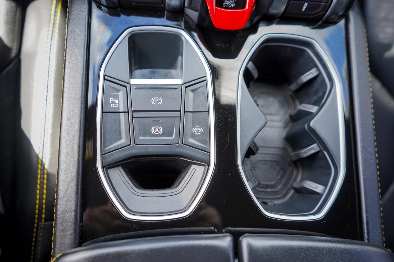 Lamborghini Urus - Thumbnail 17