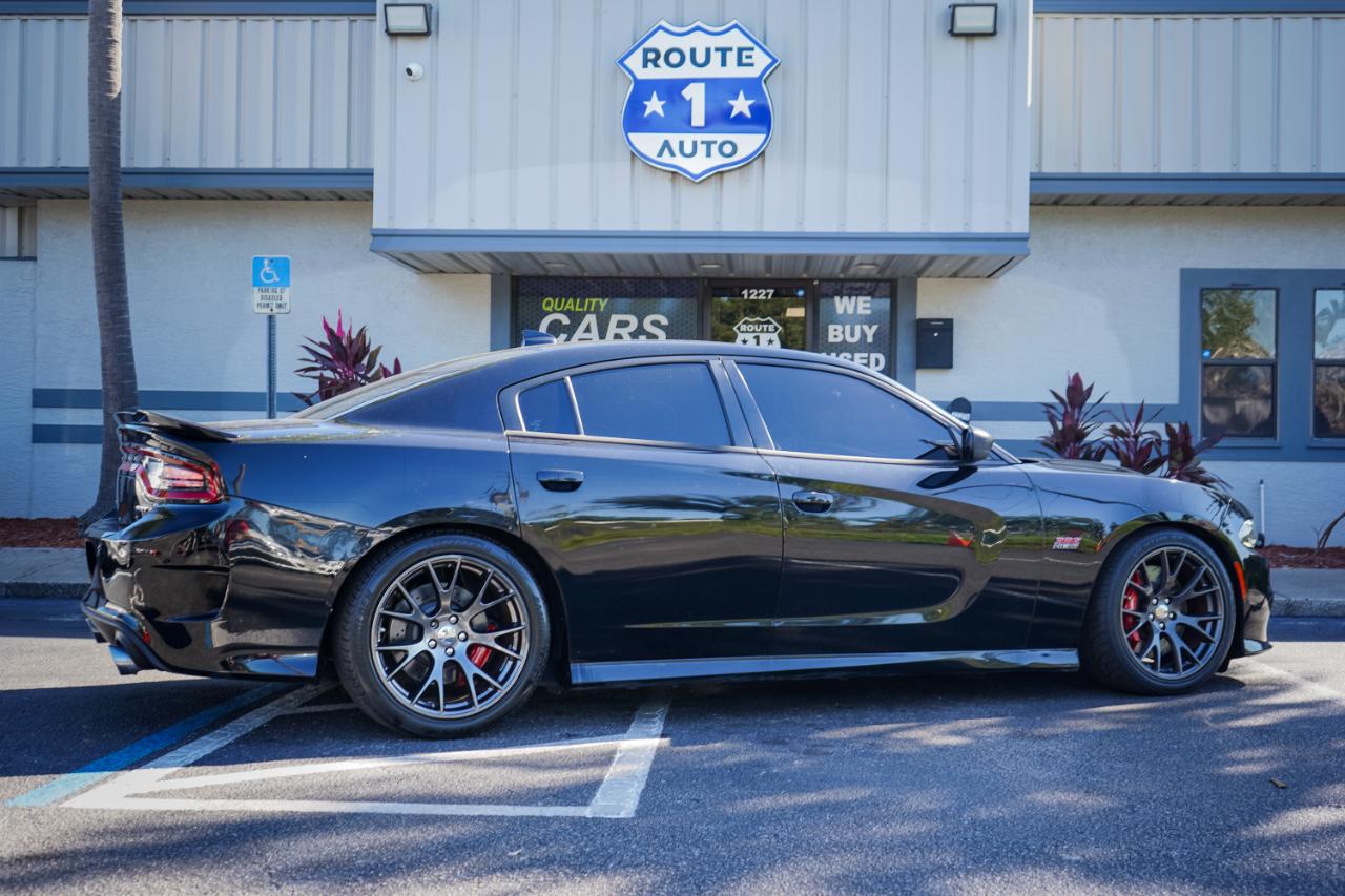 Dodge Charger - Thumbnail 7