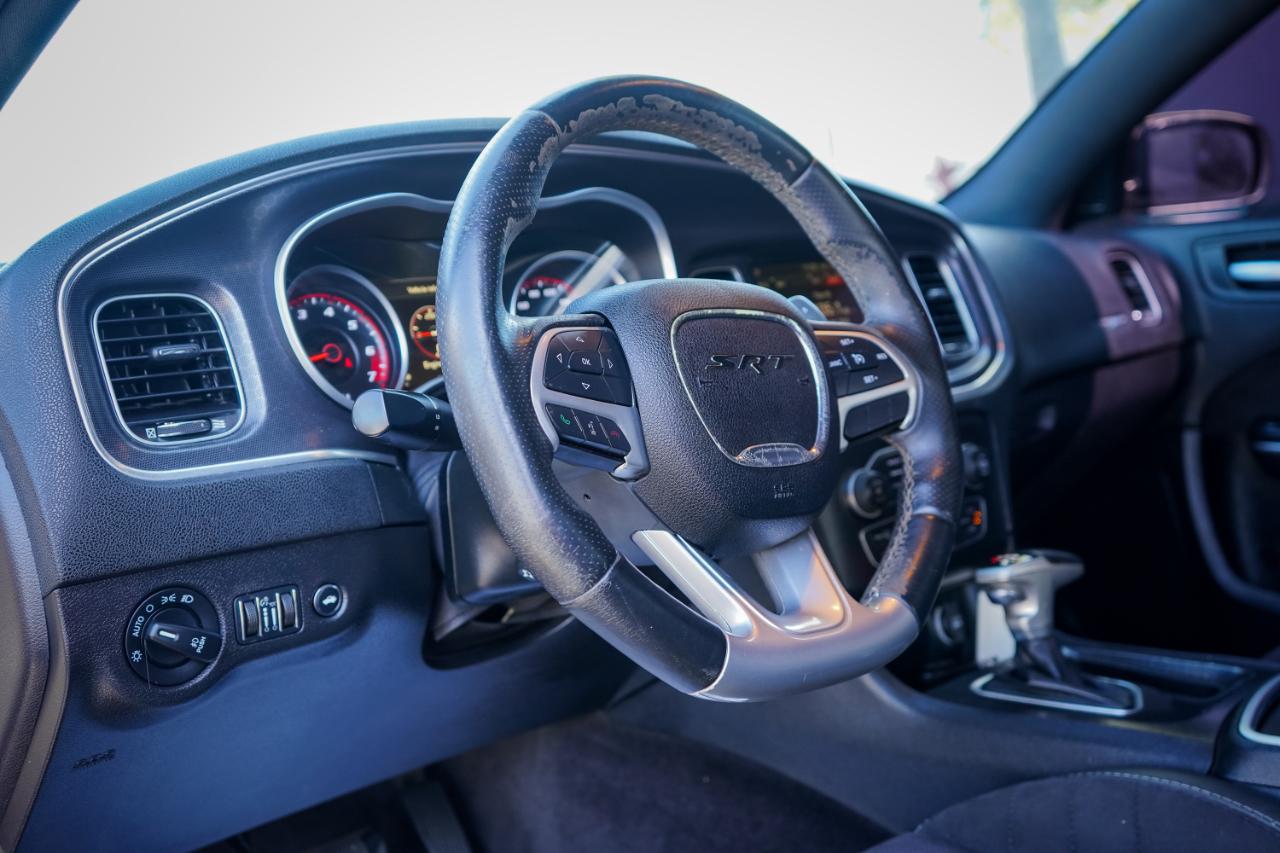 Dodge Charger - Thumbnail 10