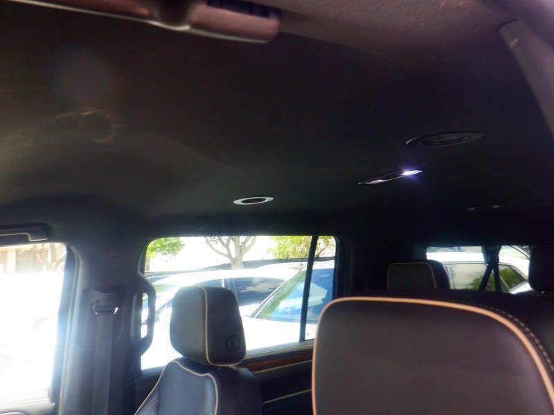 Chevrolet Suburbanpremier 4Wd Navigation - Thumbnail 17