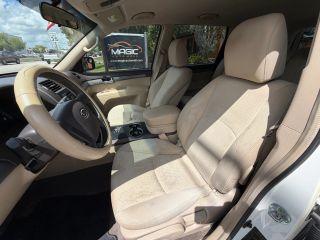 Kia Borrego - Thumbnail 19