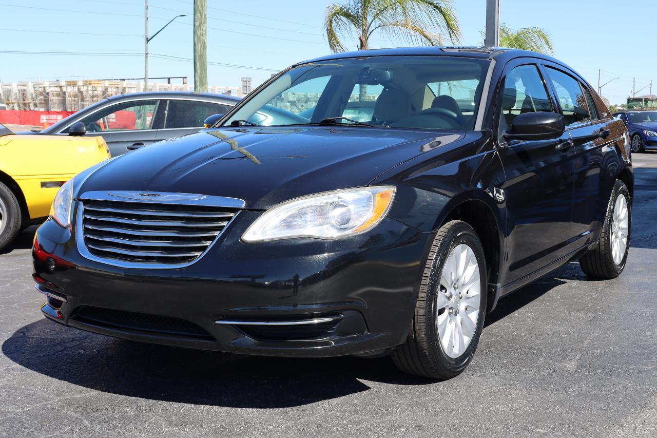 Chrysler 2004Dr Sdn Lx - Thumbnail 2