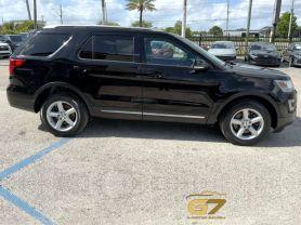 Ford Explorer - Thumbnail 5