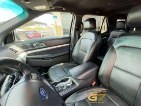 Ford Explorer - Thumbnail 11