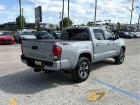 Toyota Tacoma Double Cab - Thumbnail 8